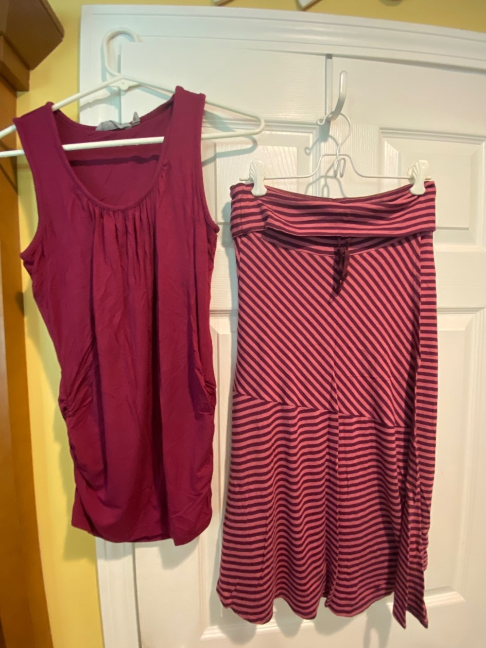 Athleta S Striped Skirt & Sleeveless Top Magenta Coord Set